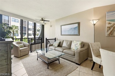 Welcome to Anglers Cove, one of Marco Island's most sought-after - photo 3