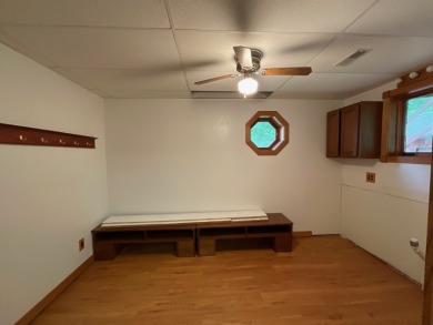 Raccoon Lake, Lake Access, Rustic Cottage - photo 25