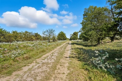 A property of this scale, beauty, and exclusivity rarely reaches - photo 28