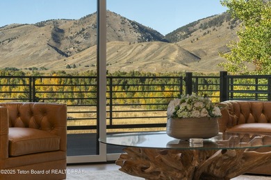 An exceptional 20.29-acre ranchette on the Snake River, offering - photo 11