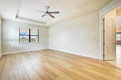 EXTRAORDINARY VALUE IN ANCIENT TREE - THE ONLY POOL HOME - photo 14