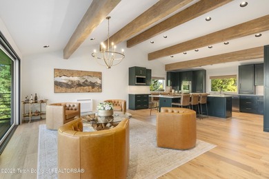 An exceptional 20.29-acre ranchette on the Snake River, offering - photo 15