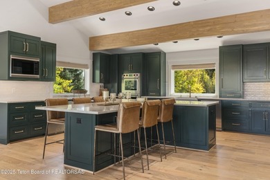 An exceptional 20.29-acre ranchette on the Snake River, offering - photo 18