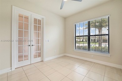 EXTRAORDINARY VALUE IN ANCIENT TREE - THE ONLY POOL HOME - photo 21