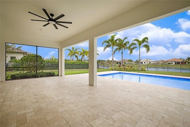 EXTRAORDINARY VALUE IN ANCIENT TREE - THE ONLY POOL HOME - photo 29
