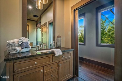TOTAL LUXURY EXPERIENCE! Fully custom, turnkey cabin featuring 3 - photo 36