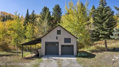 An exceptional 20.29-acre ranchette on the Snake River, offering - photo 37