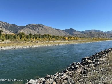 An exceptional 20.29-acre ranchette on the Snake River, offering - photo 48