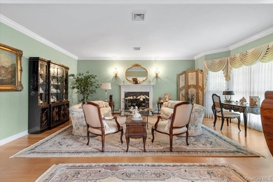 Welcome home to 6 Briana Court, a beautifully maintained - photo 6