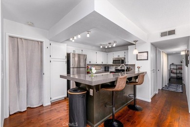 Located between University Heights & Hillcrest, this property - photo 9