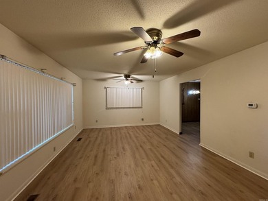 Great 1 owner home that has been well maintained over the years - photo 3
