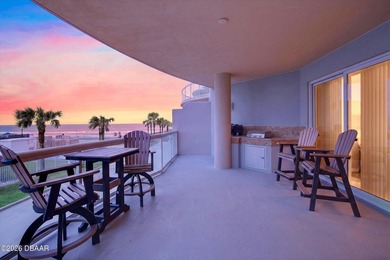 THIS LEADING LUXURY COASTAL CONDOMINIUM ESTATE UNVEILS A DREAM - photo 3
