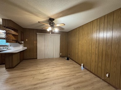 Great 1 owner home that has been well maintained over the years - photo 5