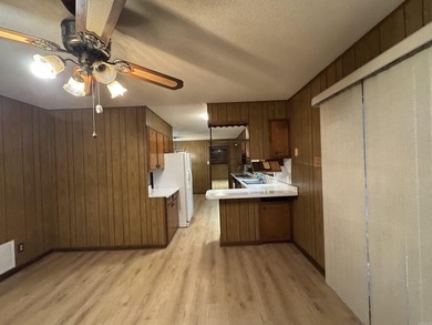 Great 1 owner home that has been well maintained over the years - photo 9