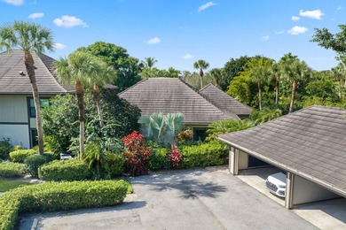 Remodeled 4BR, 4.5BA ground-floor end-unit incl. 1/1 guest suite - photo 3
