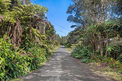 This forested lot in Volcano Village is a wonderful location to - photo 4