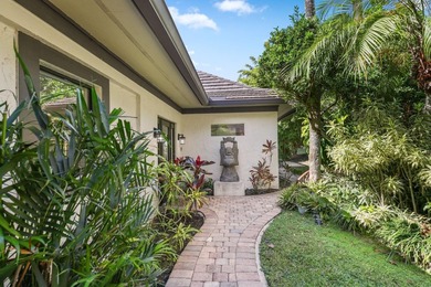 Remodeled 4BR, 4.5BA ground-floor end-unit incl. 1/1 guest suite - photo 4