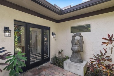 Remodeled 4BR, 4.5BA ground-floor end-unit incl. 1/1 guest suite - photo 5