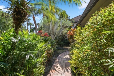 Remodeled 4BR, 4.5BA ground-floor end-unit incl. 1/1 guest suite - photo 7