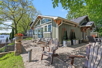 Wake up to panoramic, unlimited views of beautiful Coldwater - photo 2