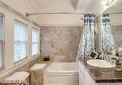 spectacular historic Victorian homes, originally built on 30 - photo 32