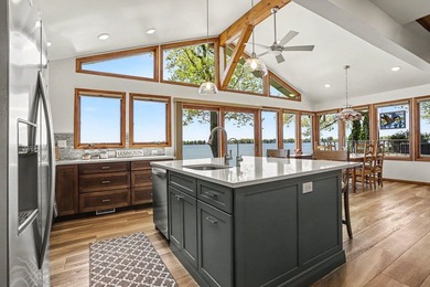 Wake up to panoramic, unlimited views of beautiful Coldwater - photo 6