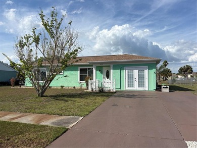 Opportunity awaits with this 3-bedroom, 2-bath home offering a - photo 2