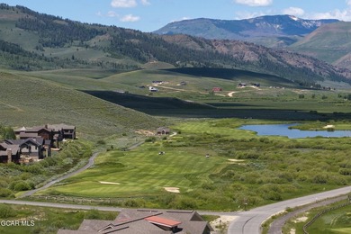 This stunning 4-bed, 3-bath mountain retreat combines luxury - photo 3