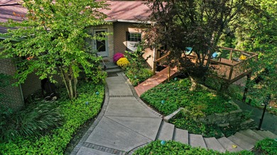 (private lake, pond, creek) Home For Sale in Niles Michigan