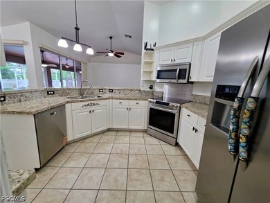 Welcome to this beautifully maintained 3-bedroom plus den - photo 10