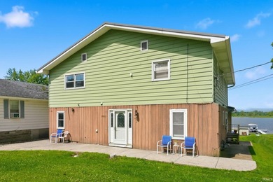 Experience the best of lake living with this spacious waterfront - photo 3