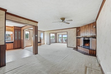 Experience the best of lake living with this spacious waterfront - photo 7