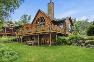 Condo Fees $300/month. Retreat on the shores of Lake Wisconsin - photo 2