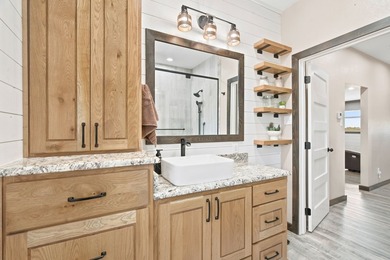 Experience the perfect blend of luxury and country living on - photo 19