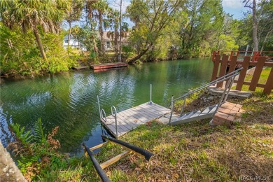 CUSTOM WATERFRONT HOME AND NEVER FLOODED! Built in 2006, this - photo 44