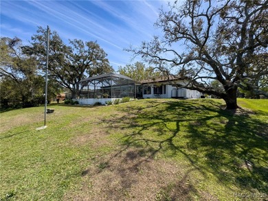 Stunning Lakefront Pool Home in Spring Hill! Welcome to this - photo 45