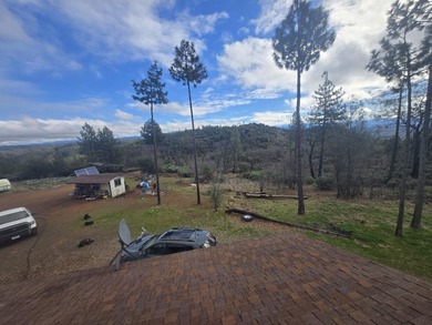 Lake Shasta Home Sale Pending in Bella Vista California