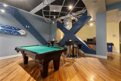 Welcome to urban luxury living in the highly sought after - photo 12