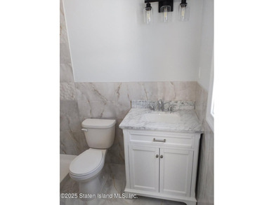 335 Oakland Ave. is the setting for this gorgeous New - photo 12