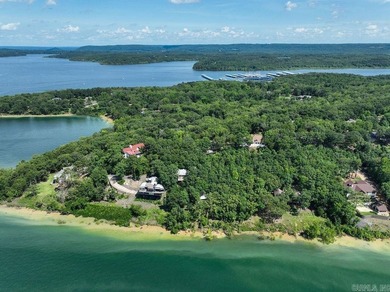 Premier Lakefront Estate on Eden Isle Nestled on the most - photo 3