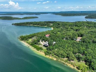 Premier Lakefront Estate on Eden Isle Nestled on the most - photo 4