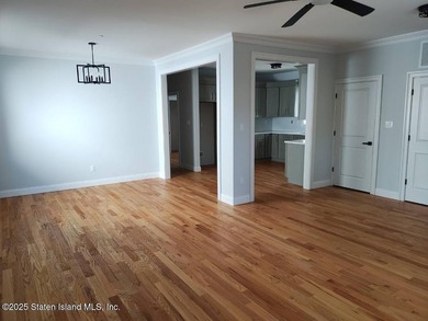 335 Oakland Ave. is the setting for this gorgeous New - photo 14