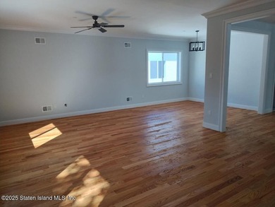 335 Oakland Ave. is the setting for this gorgeous New - photo 16