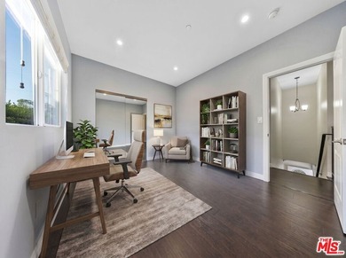 Bright, contemporary, and move-in ready this modern Harbor City - photo 17