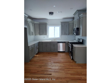 335 Oakland Ave. is the setting for this gorgeous New - photo 17