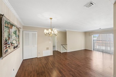 UPPER CHESHIRE UNIT. OPEN FLOOR PLAN. EAT-IN KITCHEN - photo 19