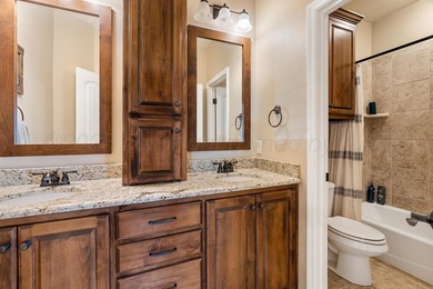 Fabulous floor plan in the highly desirable Hunsley Hills - photo 20