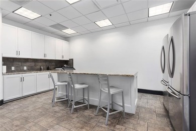 Welcome to urban luxury living in the highly sought after - photo 21