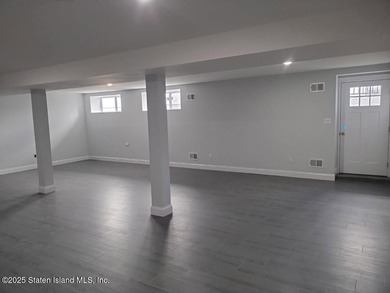 335 Oakland Ave. is the setting for this gorgeous New - photo 23