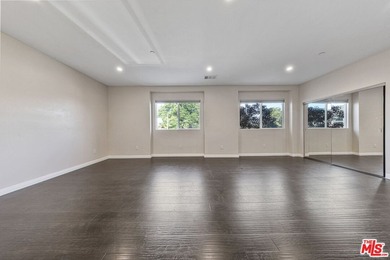 Bright, contemporary, and move-in ready this modern Harbor City - photo 25